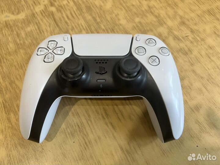 Dualsense wireless controller