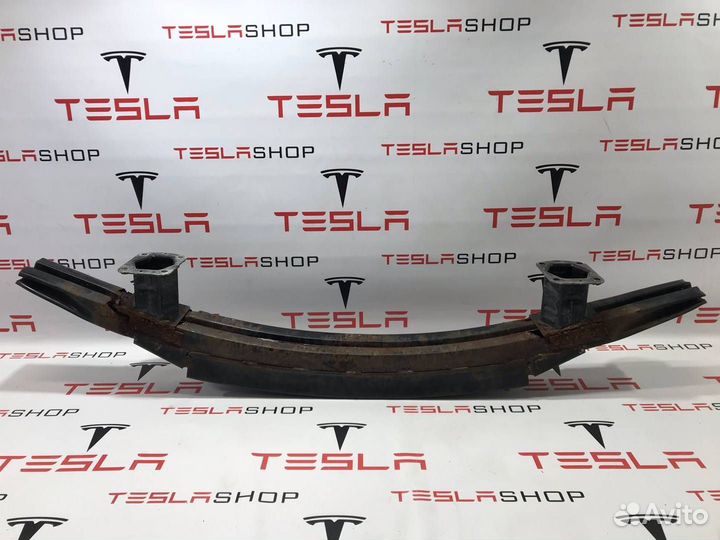 Усилитель переднего бампера Tesla Model S 2015