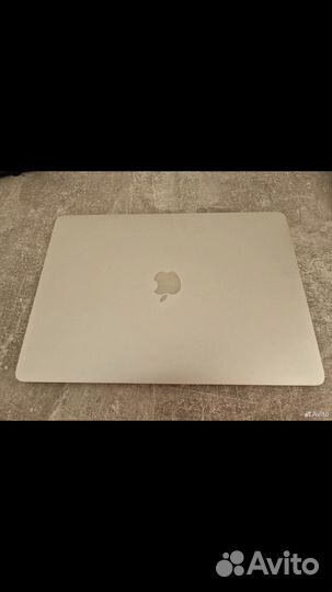 Apple MacBook Pro 13 2019, touch bar, 128gb