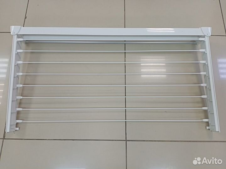 Сушилка для белья Leifheit настенная Telegant 81 P