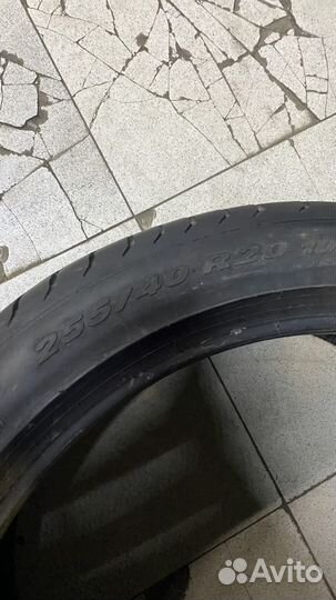 Pirelli PZero MGT 255/40 R20