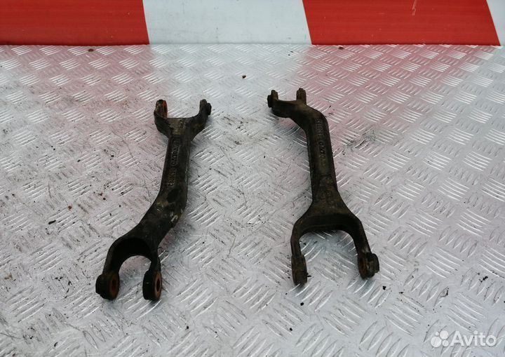 Задний рычаг Volvo XC90