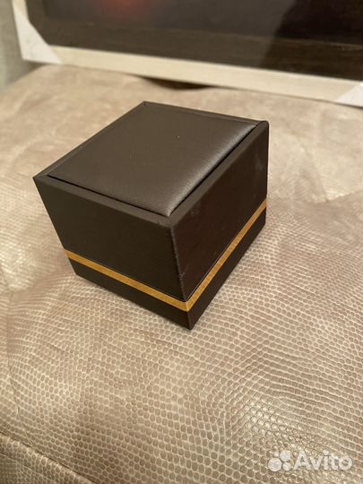 Коробочка для ювелирных украшений