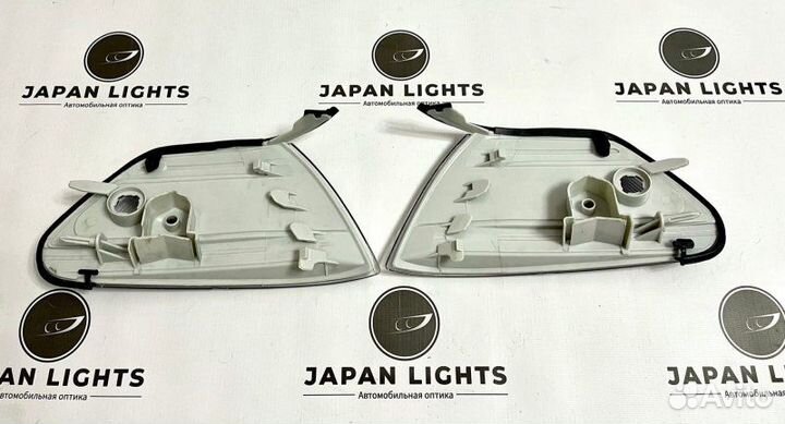 Поворотники темные передние Toyota Mark 2 JZX100