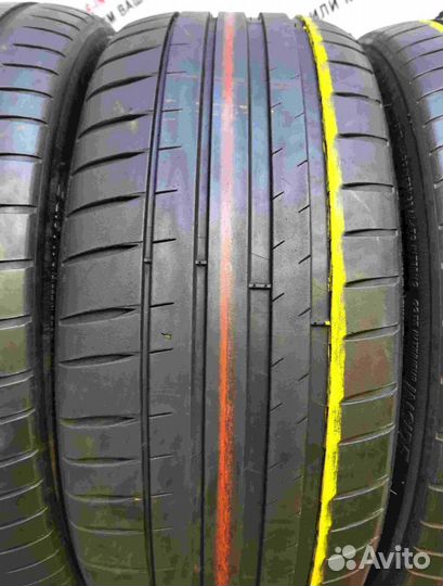 Michelin Pilot Sport 4 245/40 R19 86Y