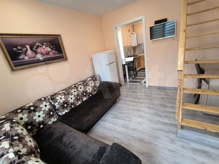 3-к. квартира, 70 м², 2/2 эт.