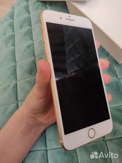 iPhone 8 Plus, 256 ГБ