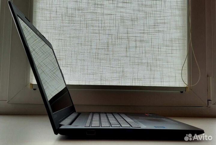 Мощный ноутбук Lenovo на Core i3, озу 12гб ram