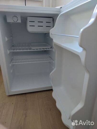 Холодильник Dexp