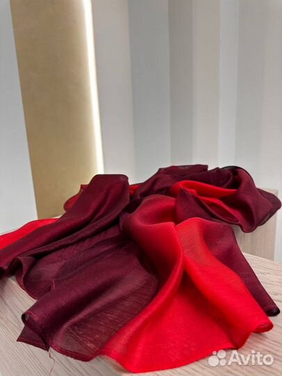 Женские шарфы и платки