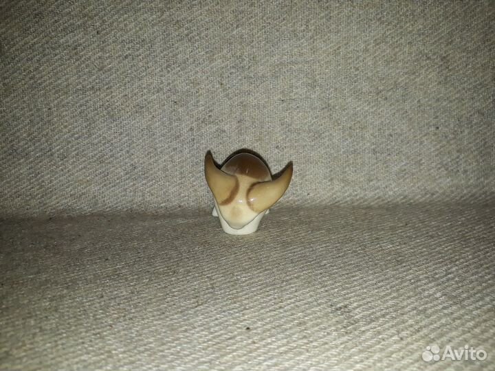 Фарфоровая статуэтка миниатюра Бык фарфор лфз СССР