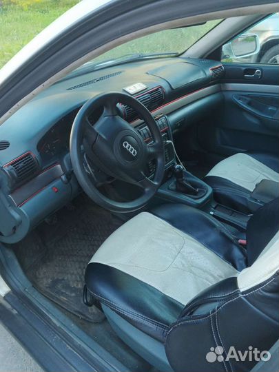Audi A4 1.8 МТ, 1999, битый, 450 000 км