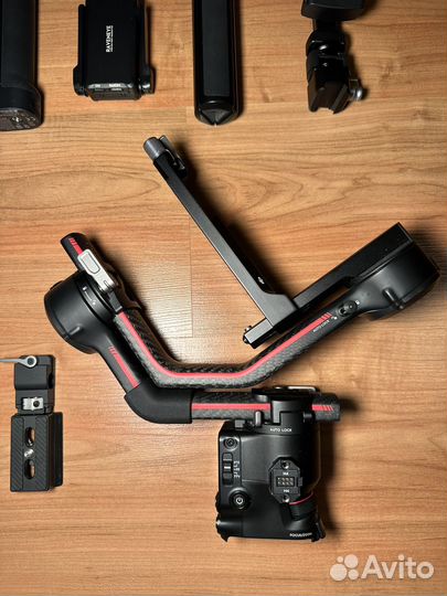 DJI Ronin RS3 Pro Combo