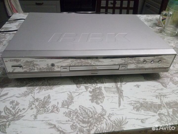 DVD+R/RW - рекордер BBK 9915S