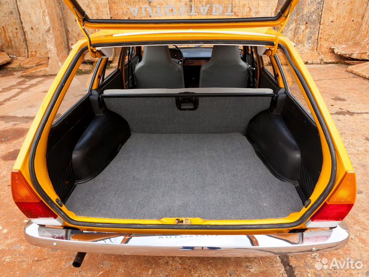 Пассат B1, 74-80г., универсал задний правый фонарь