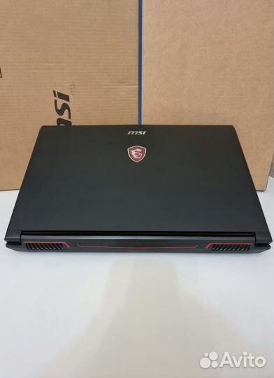 Игровой ноутбук MSI GL62M 7RDX