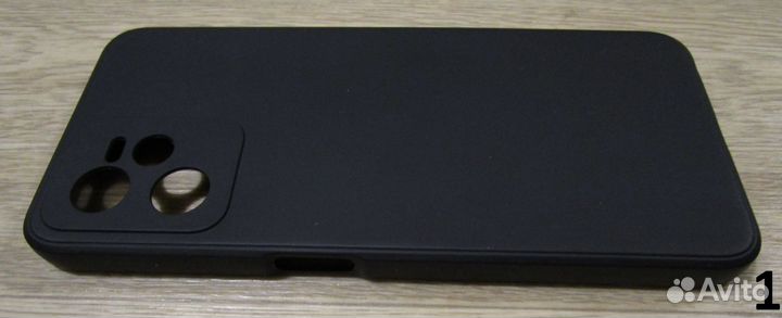 Чехлы для Realme C35