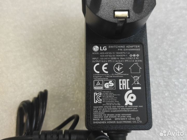 Блок питания для монитора, телевизора LG 19V 2.1A