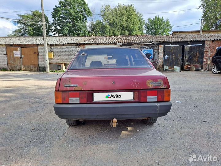 ВАЗ 21099 1.5 МТ, 2001, 280 000 км