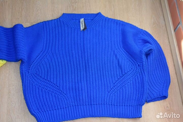 Вязанные яркие кофты