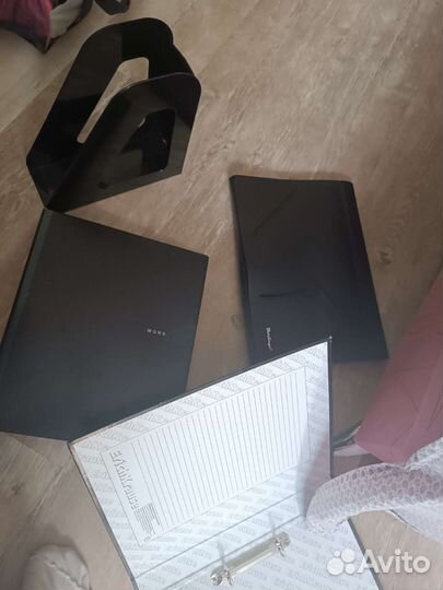 Папки и подставка для файлов