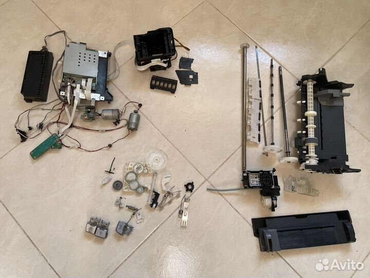 Запчасти для Epson R270