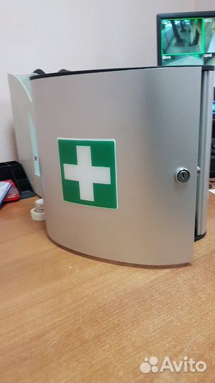 Аптечка-шкафчик навесная настенная 2-отделения