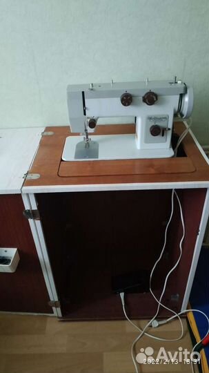 Швейная машинка