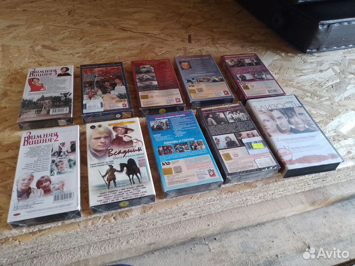 VHS кассеты, видео касеты с фильмами