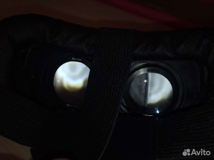 Очки виртуальной реальности для телефона