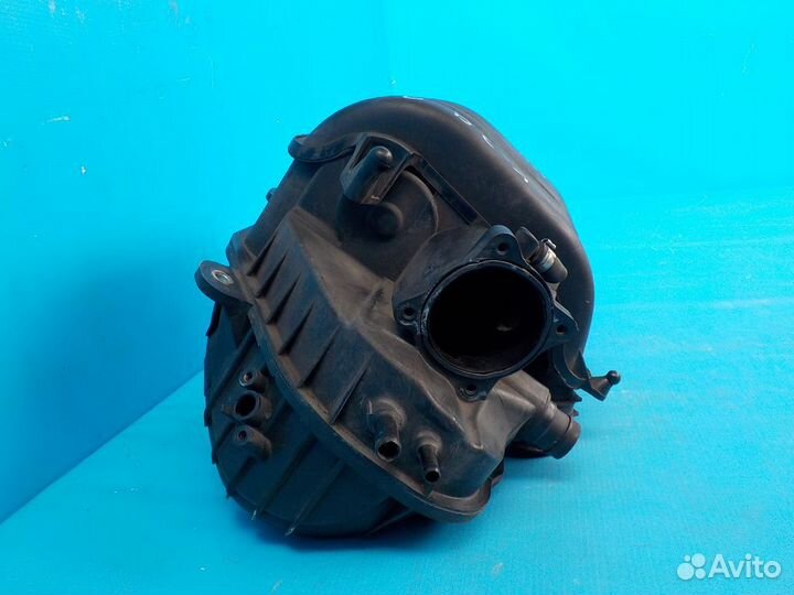 Впускной коллектор volkswagen Passat B6 2005-2009