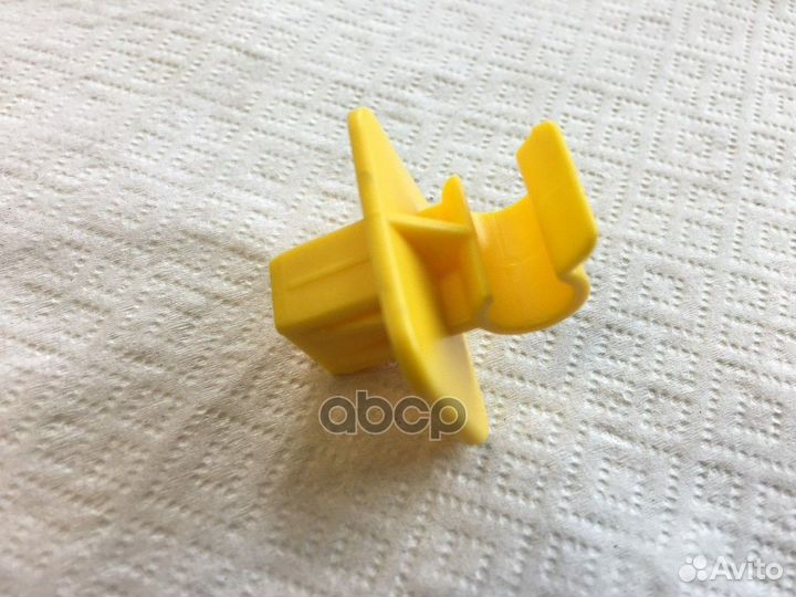 Клипса штанги упора капота VAG 6Y0823397A 209 V