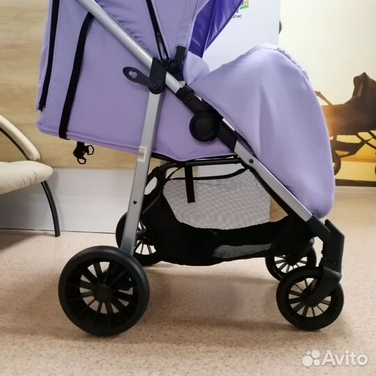 Коляска прогулочная Costa с большими колесами