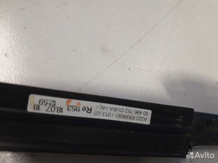 Молдинг стекла передней правой двери Mercedes S-klasse W222 2013-2020