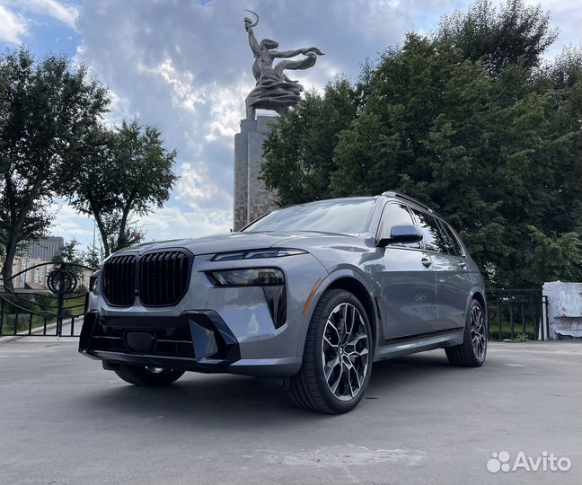 BMW X7 3.0 AT, 2022, 6 900 км