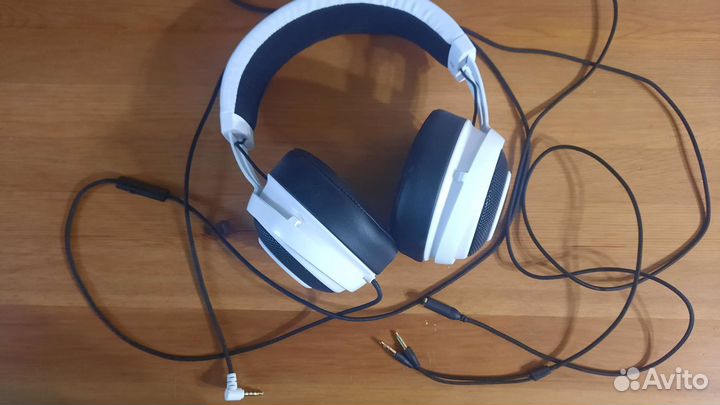 Продаю Наушники и мышку Razer