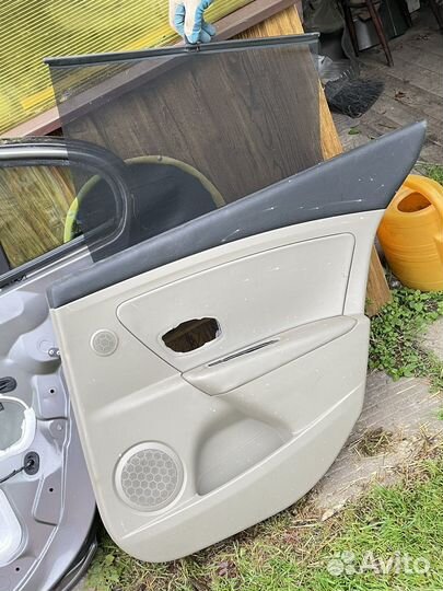 Дверь renault fluence