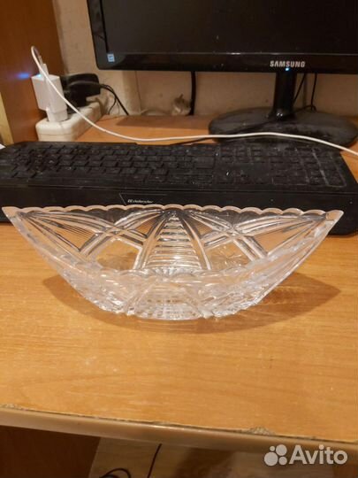 Салатницы хрустальные, лодочки