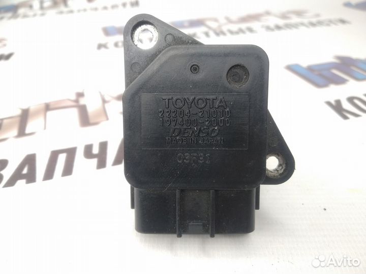 Датчик расхода воздуха Toyota