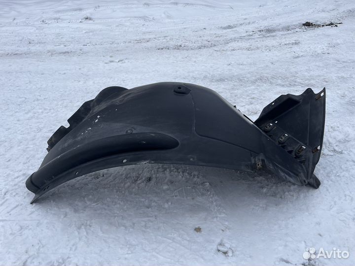 Подкрылок бмв Х5 е70 дорестайлинг
