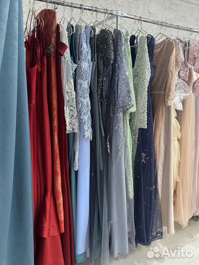 Вечерние платья