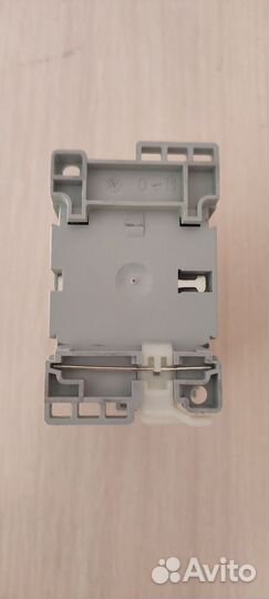 Контактор Allen -Bradley 100-C09*400