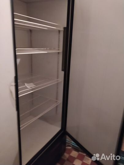 Продам холодильный шкаф