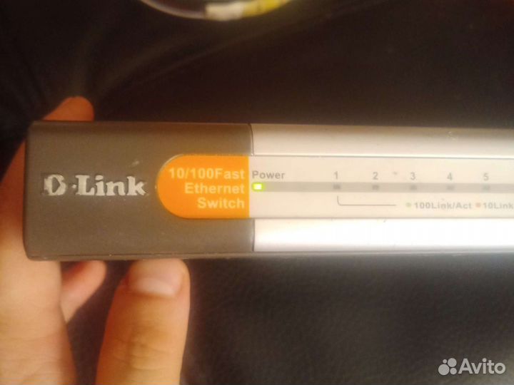 Коммутатор D-link des1008d