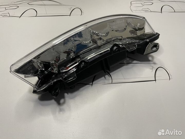 Левый дневной ходовой огонь Mercedes W221 новый