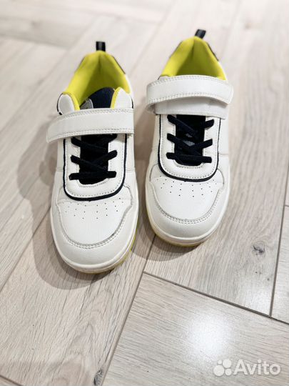 Кроссовки детские 36 размер