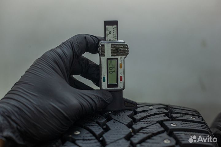 Formula Ice 225/55 R18 102T