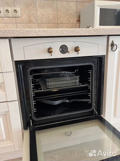 Электрический духовой шкаф Hansa boew68269