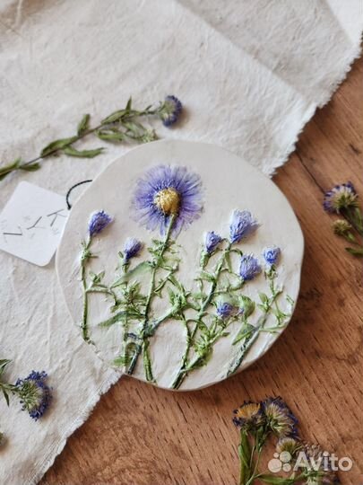 Ботанический барельеф, цветочное панно