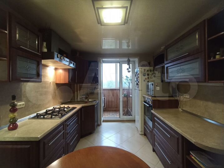 3-к. квартира, 61 м², 6/9 эт.